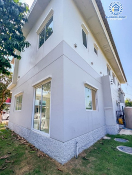 *****บ้านแฝดมือสองย่านนนทบุรี ม.คาซ่าเพรสโต้ วงแหวน-ปิ่นเกล้า หลังมุม! เนื้อที่มากถึง 35 ตร.ว. ฟังก์ชัน 3 ห้องนอน 2 ห้องน้ำ 2 ที่จอดรถ บนทำเลแห่งการเดินทาง เชื่อมต่อถ.กาญจนาภิเษก และถ.บรมราชชนนี-ศาลายา ใกล้ ม.มหิดล และทางด่วน "ศรีรัช" จองด่วน!